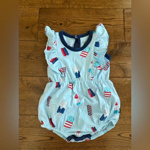 Kyte BABY Other - Kyte Baby Popsicle Bubble Size 3-6 Month